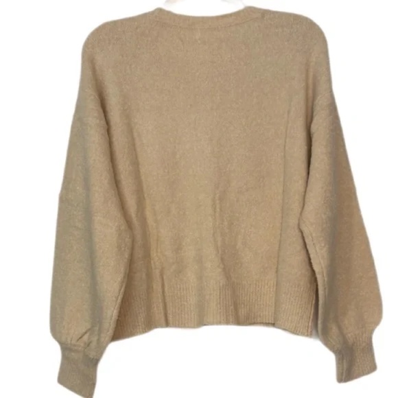 By The River Cozy Knit Button Front Cardigan Oatmeal Color NWT Size M - Picture 3 of 6